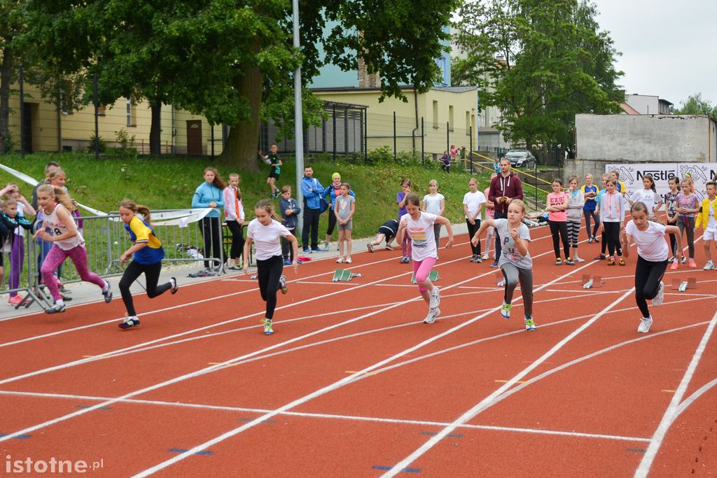 Eliminacje Nestle Cup na stadionie lekkoatletycznym
