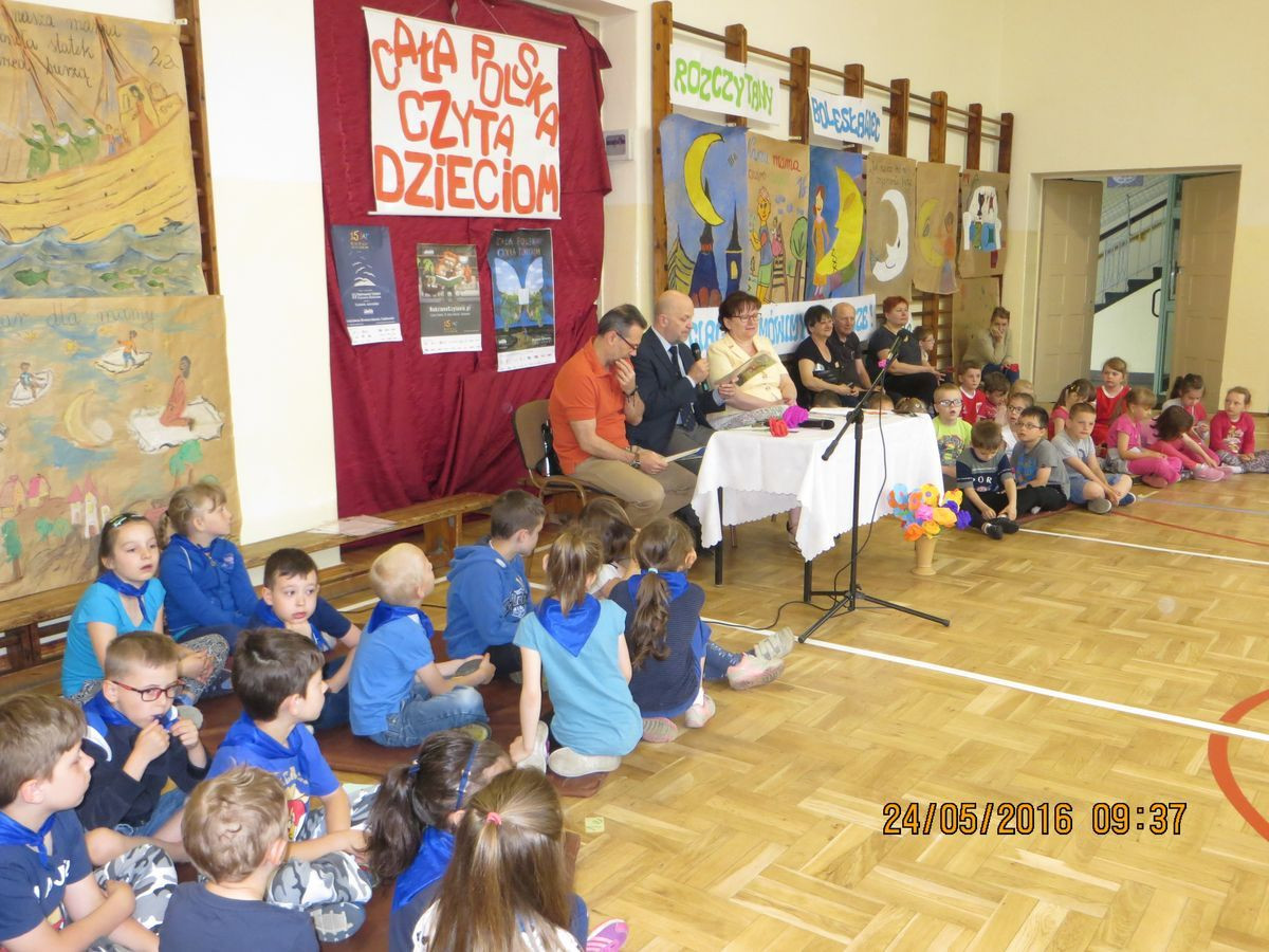 Cała Polska czyta dzieciom akcja czytelnicza w SP nr 2