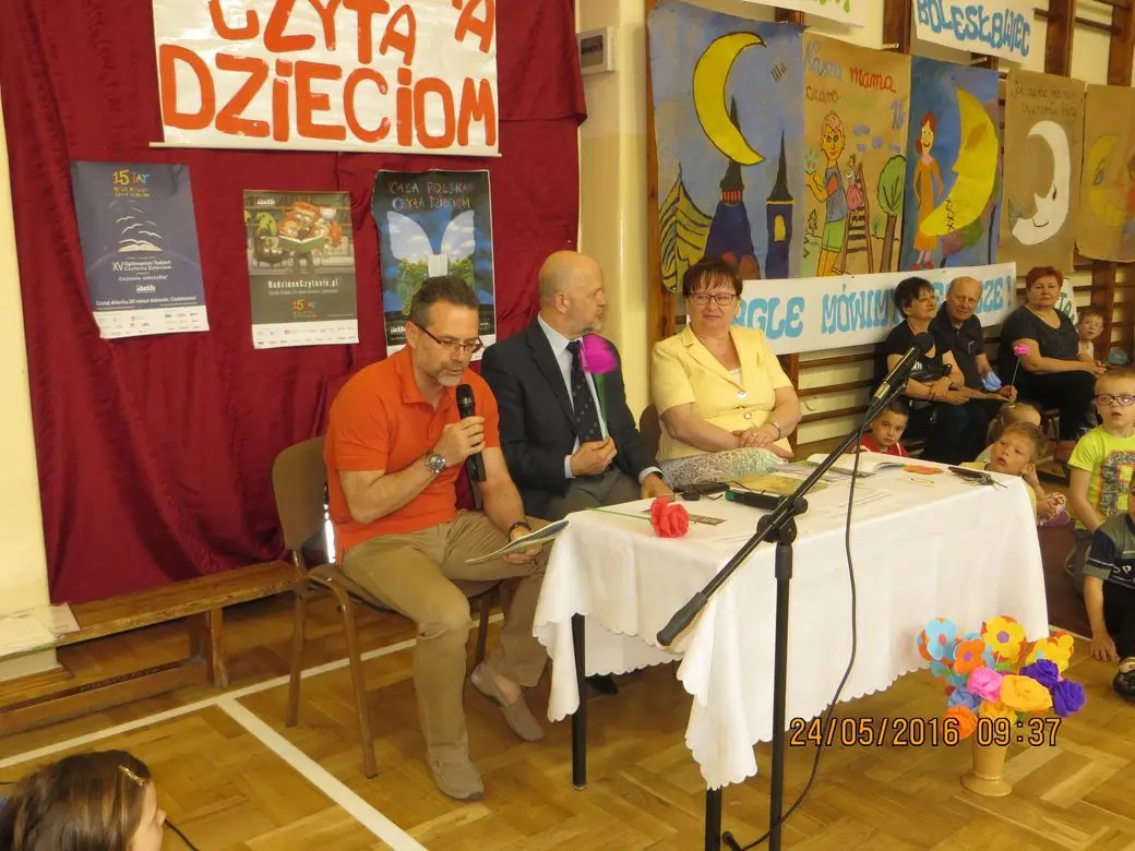 Cała Polska czyta dzieciom akcja czytelnicza w SP nr 2