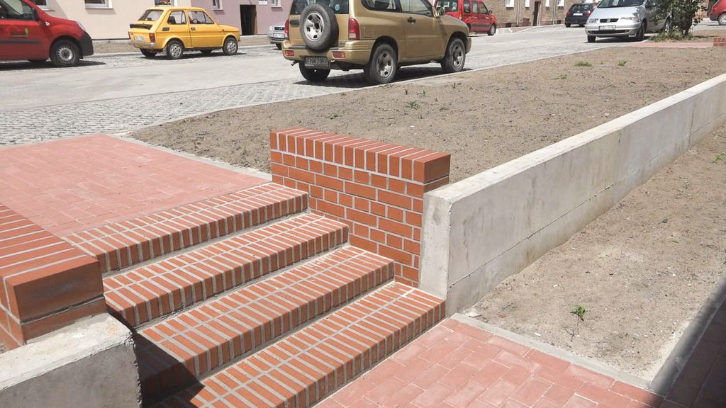 Zakończyły się prace na podwórku ul. Wróblewskiego 6a–6g