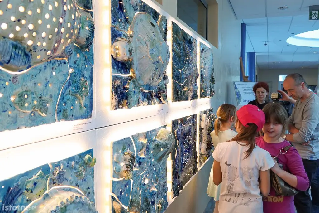 Wernisaż wystawy rzeźb ceramicznych "Podwodny Świat"