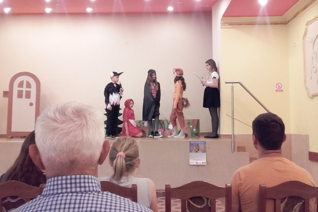 Wnuczkowie ostrzegali babcie i dziadów przed oszustami