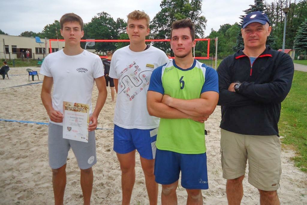 „Jedynka” mistrzem, „Mechanik” wicemistrzem strefy