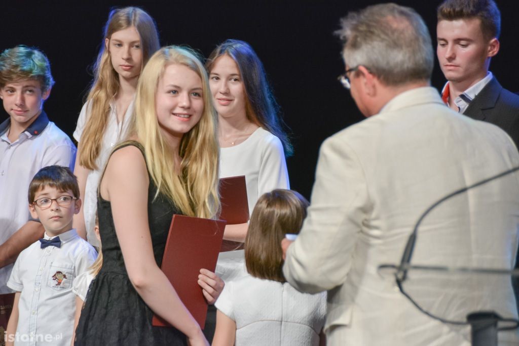 Prezydent Piotr Roman nagrodził najzdolniejszych uczniów