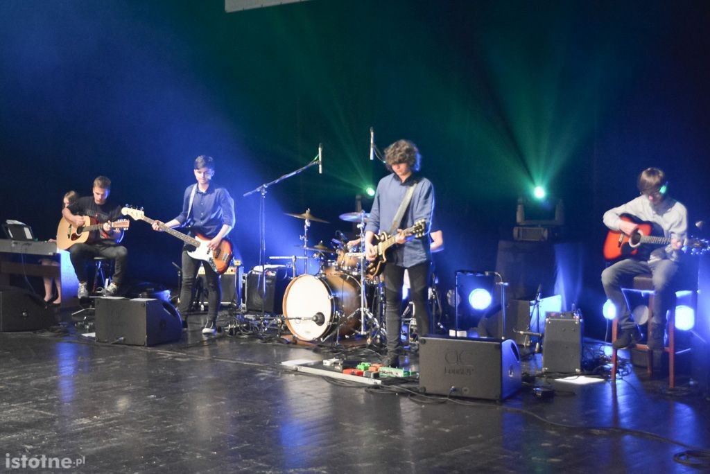 Prezydent Piotr Roman nagrodził najzdolniejszych uczniów