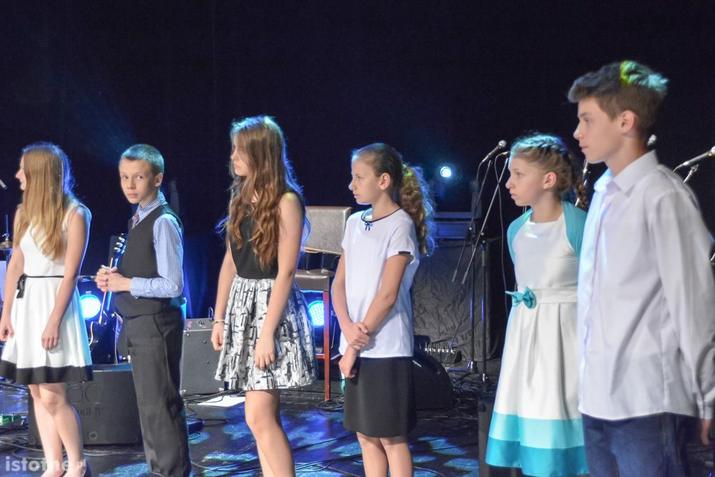 Prezydent Piotr Roman nagrodził najzdolniejszych uczniów