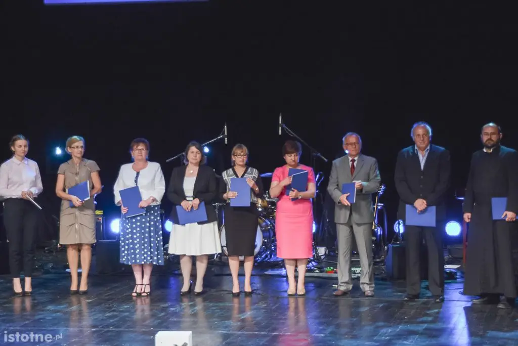 Prezydent Piotr Roman nagrodził najzdolniejszych uczniów