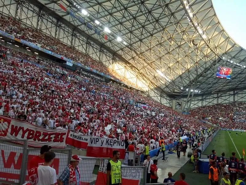 Bolesławiec i cała Polska kibicuje Biało-Czerwonym