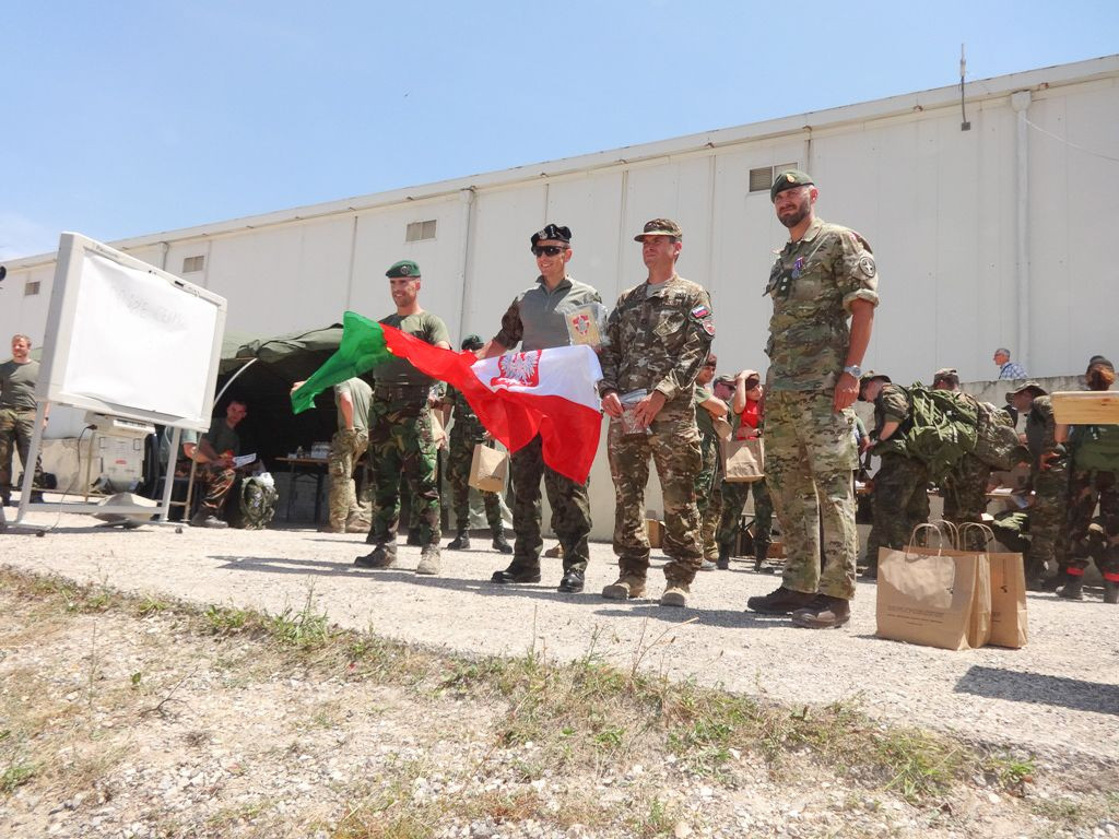 P. Lachowski i M. Pawłowski na podium Dancon March