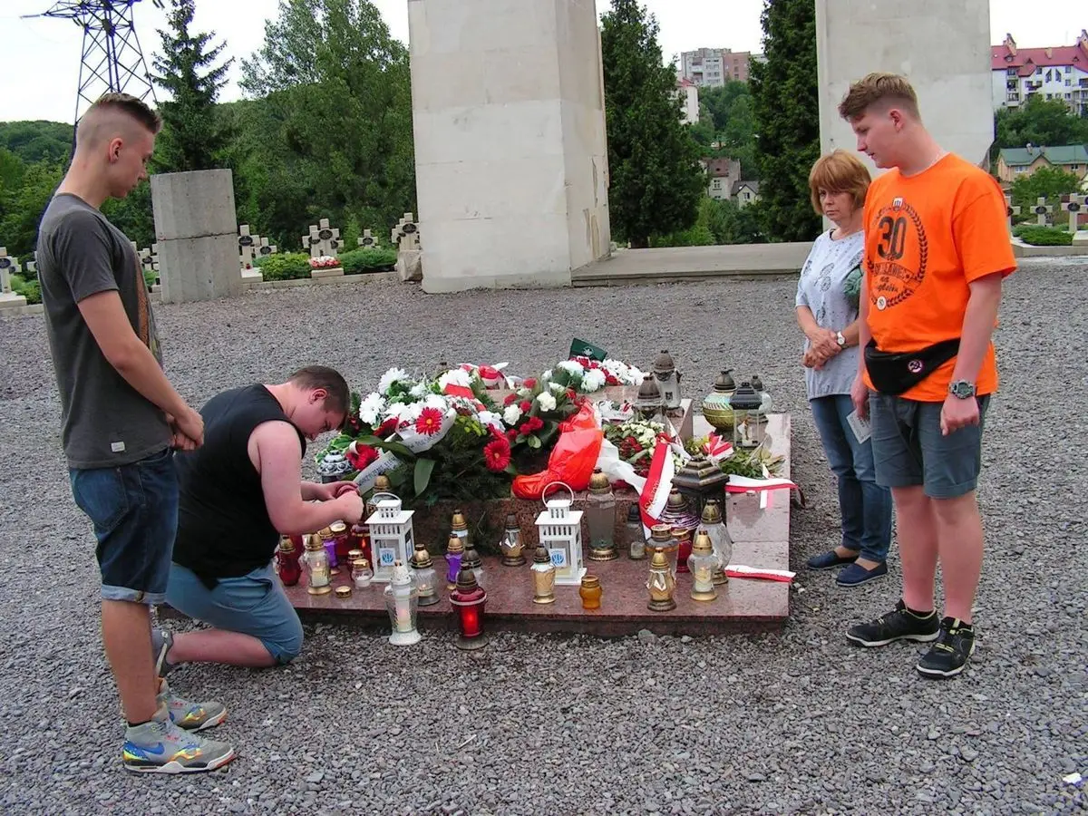 Bolesławianie ratowali polskie nekropolie na Kresach