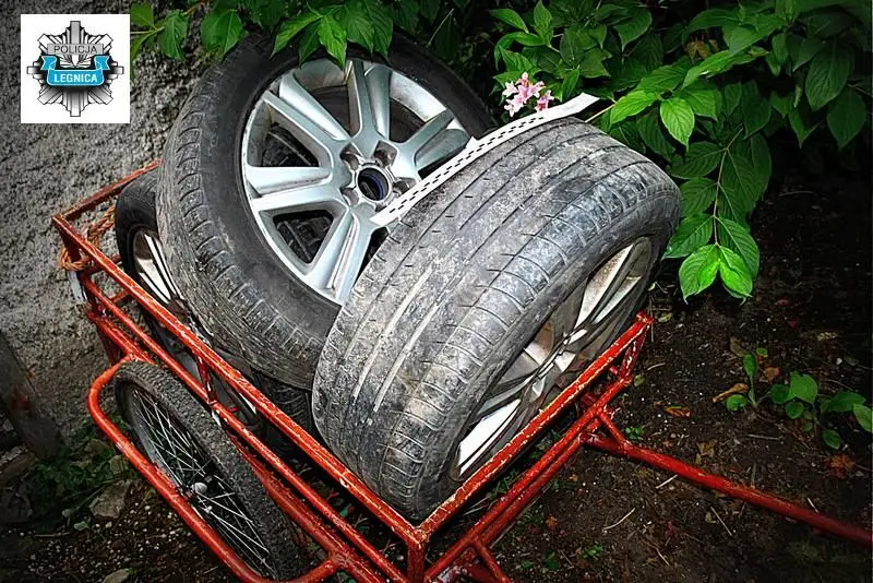 Recydywista chciał okraść warsztat, wpadł na gorącym uczynku
