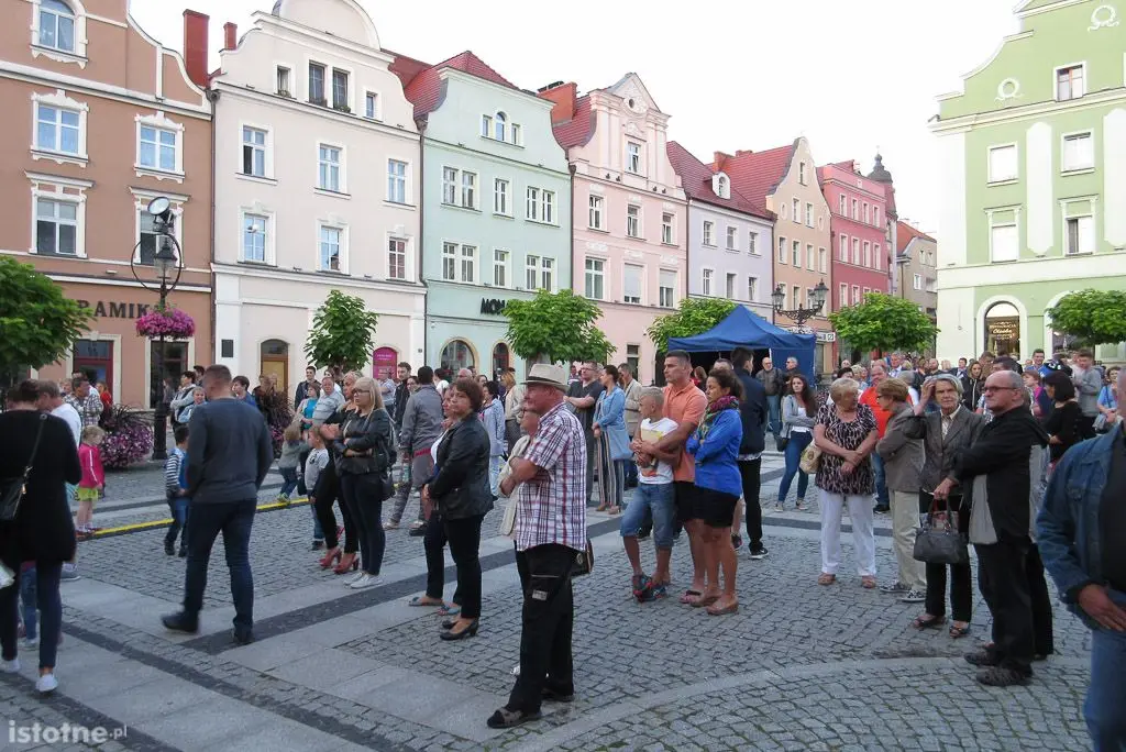 Publiczność koncertu Muzyczne Mosty