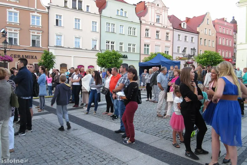 Publiczność koncertu Muzyczne Mosty