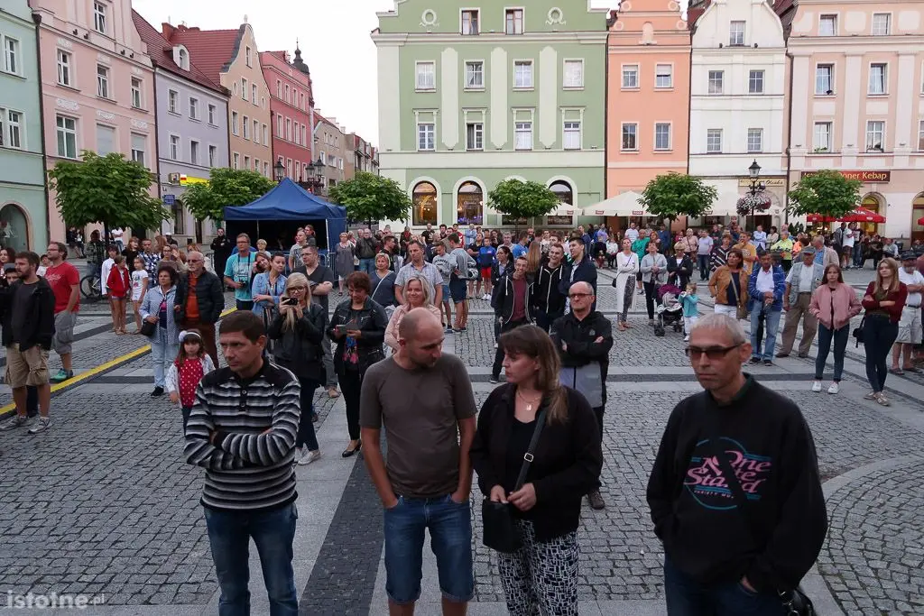 Publiczność koncertu Muzyczne Mosty