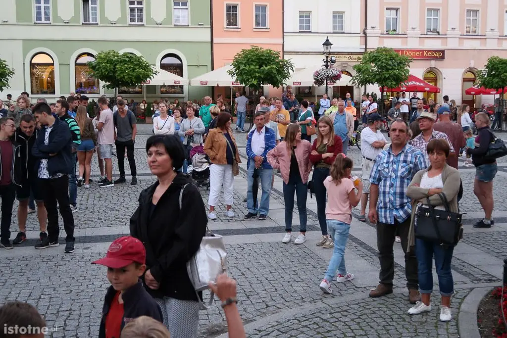Publiczność koncertu Muzyczne Mosty