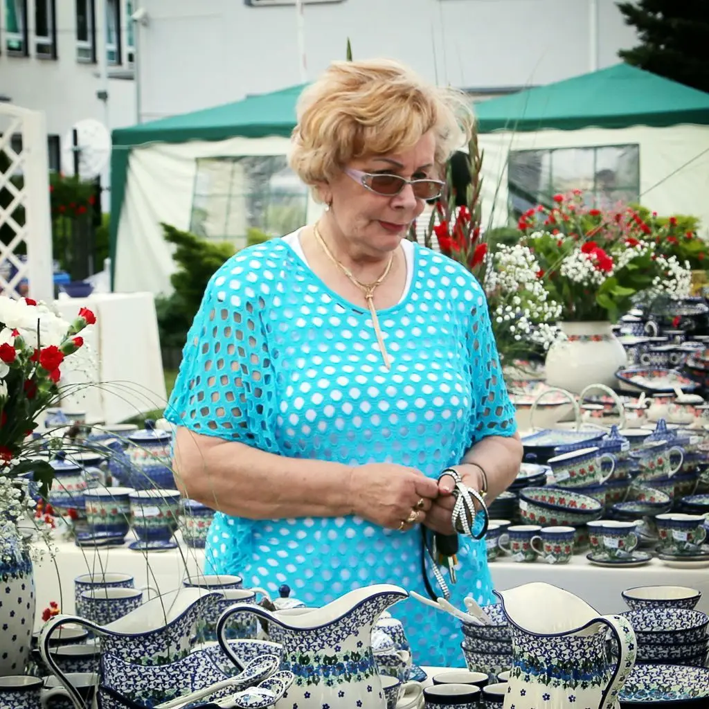 Barbara Eibel sprzedaje naszą ceramikę wojskowym z Pentagonu