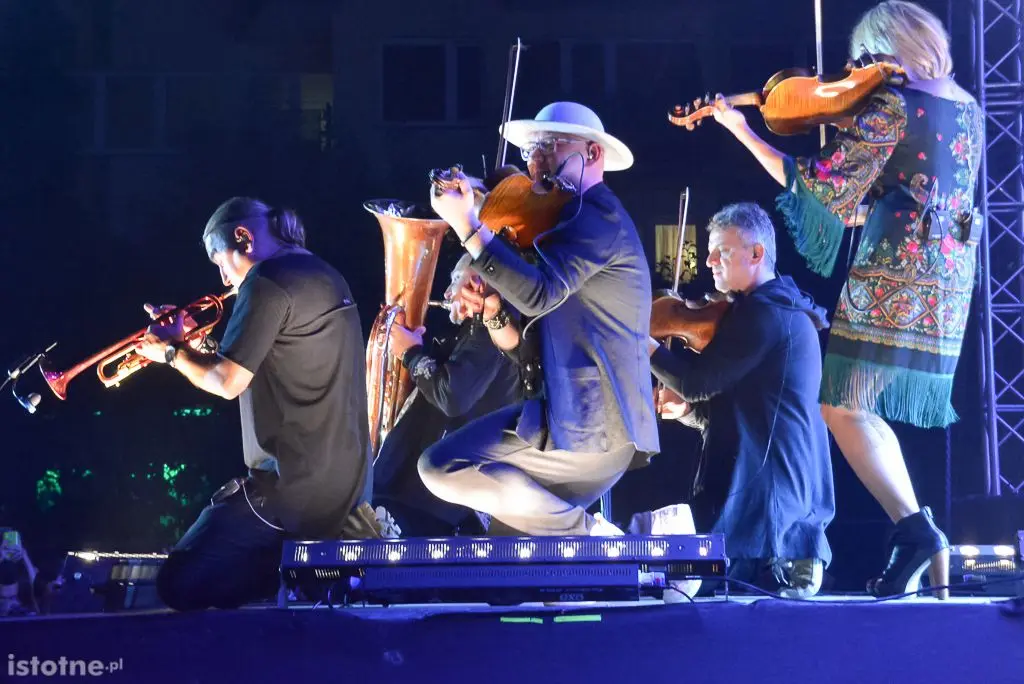 Siła braci: Pectus i Golec uOrkiestra na Dniach Ceramiki