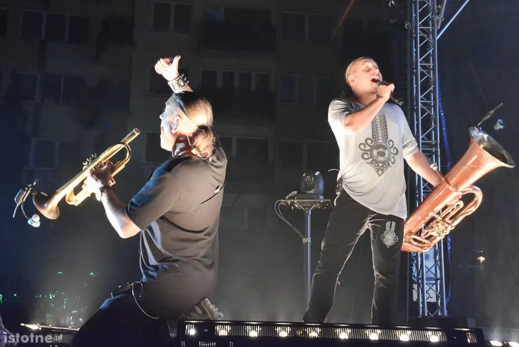 Siła braci: Pectus i Golec uOrkiestra na Dniach Ceramiki