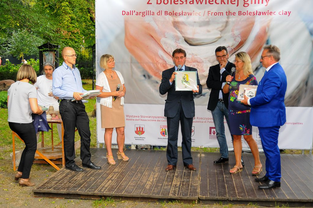 Wystawa Stowarzyszenia Gmin Ceramicznych RP