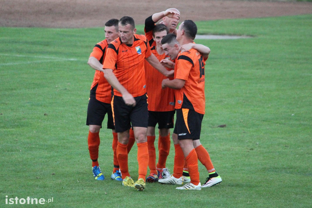 Twardy Świętoszów lepszy od KS Stare Jaroszowice