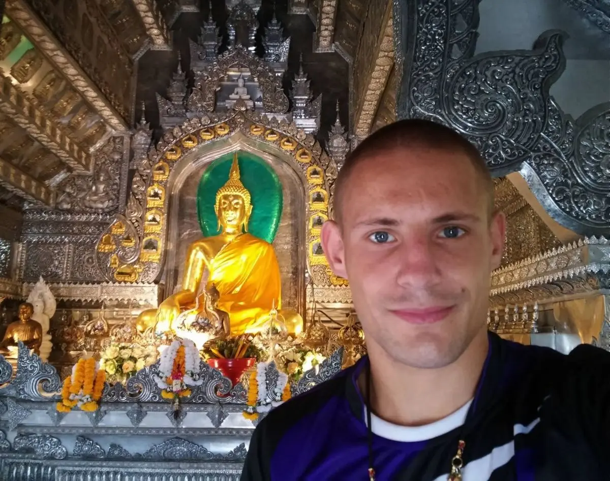 Mateusz Golsztajn walczy na zawodowym ringu w Tajlandii