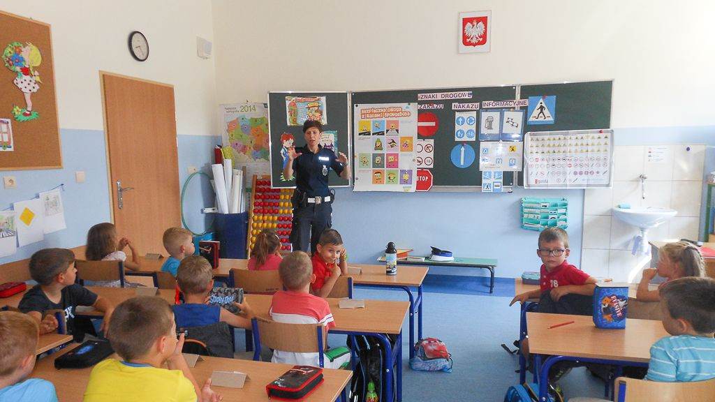 Edukacyjne spotkania z uczniami „Bezpieczna droga do szkoły”