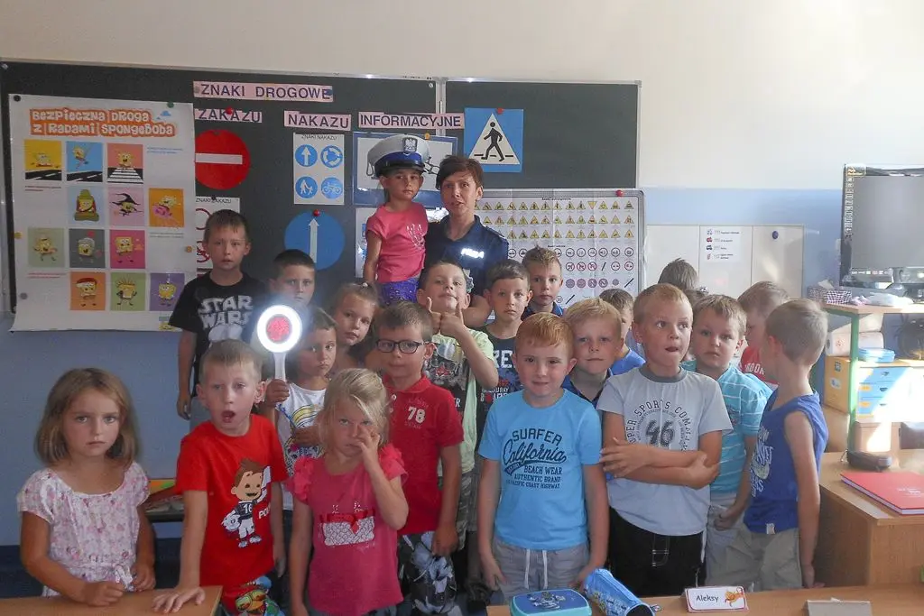Edukacyjne spotkania z uczniami „Bezpieczna droga do szkoły”