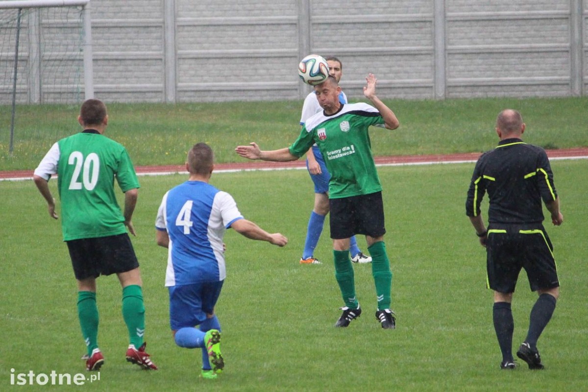 12 goli na meczu w Węglińcu