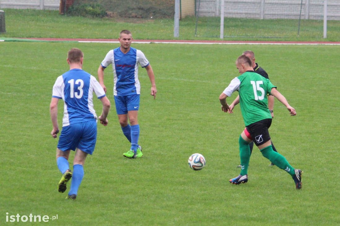 12 goli na meczu w Węglińcu