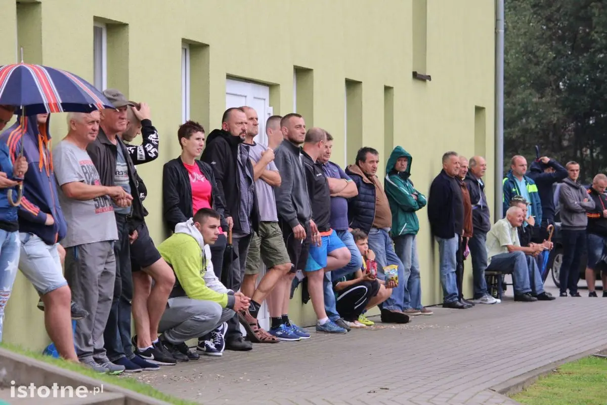 12 goli na meczu w Węglińcu