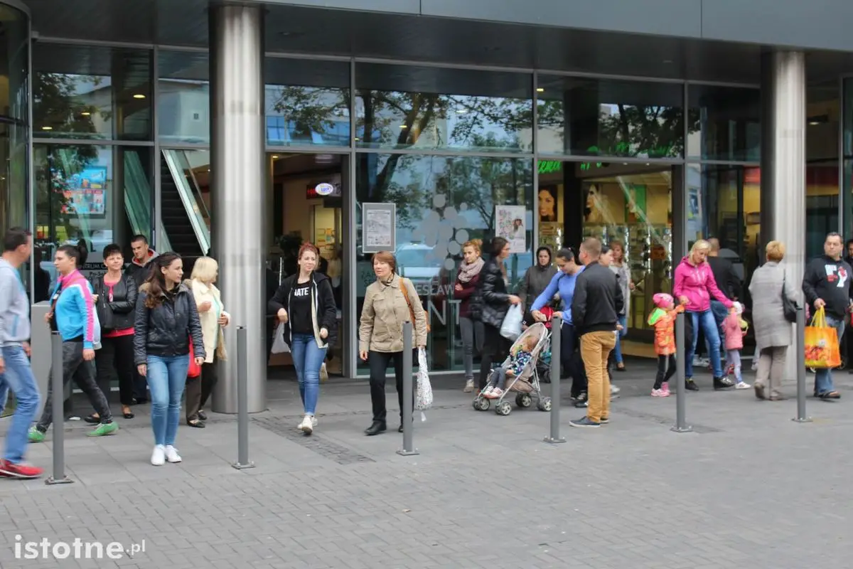 Pocisk artyleryjski znaleziono za siedzibą Powiatu