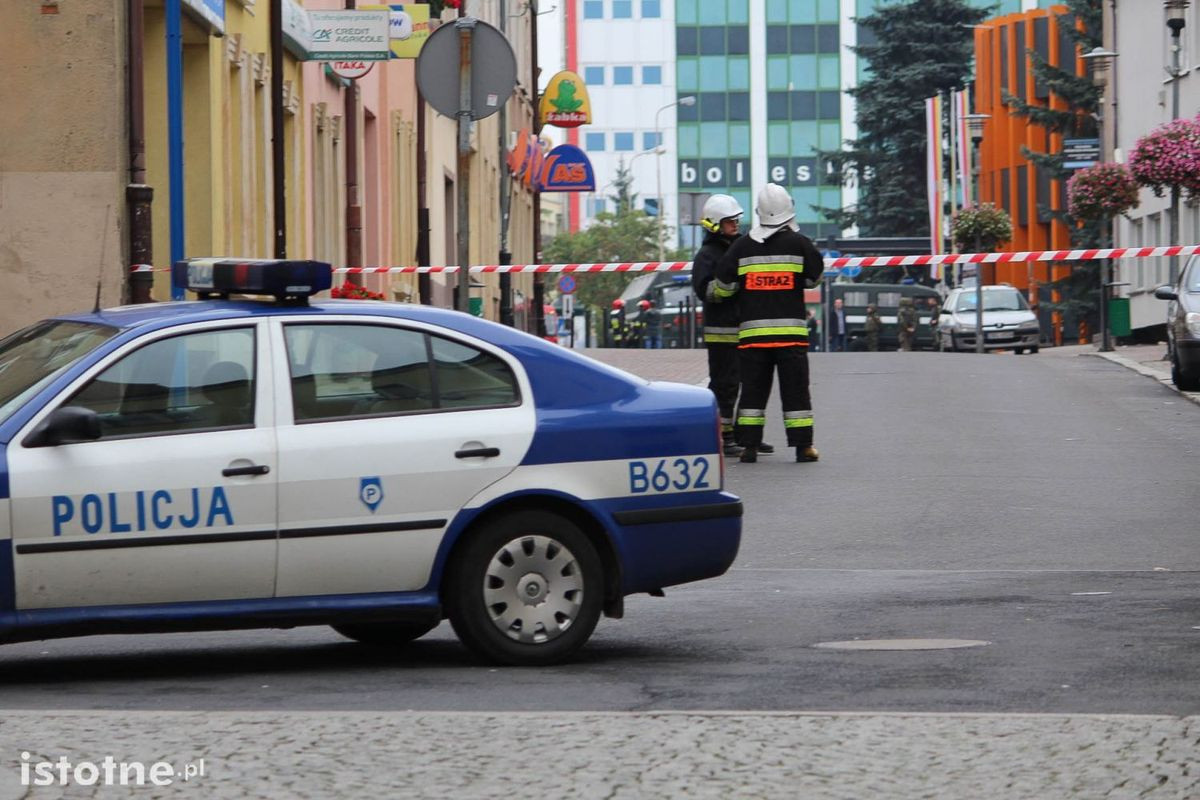 Pocisk artyleryjski znaleziono za siedzibą Powiatu