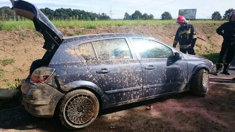 Wypadek pod Bolesławcem – jedna osoba ranna