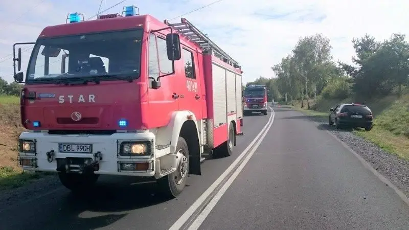 Wypadek pod Bolesławcem – jedna osoba ranna
