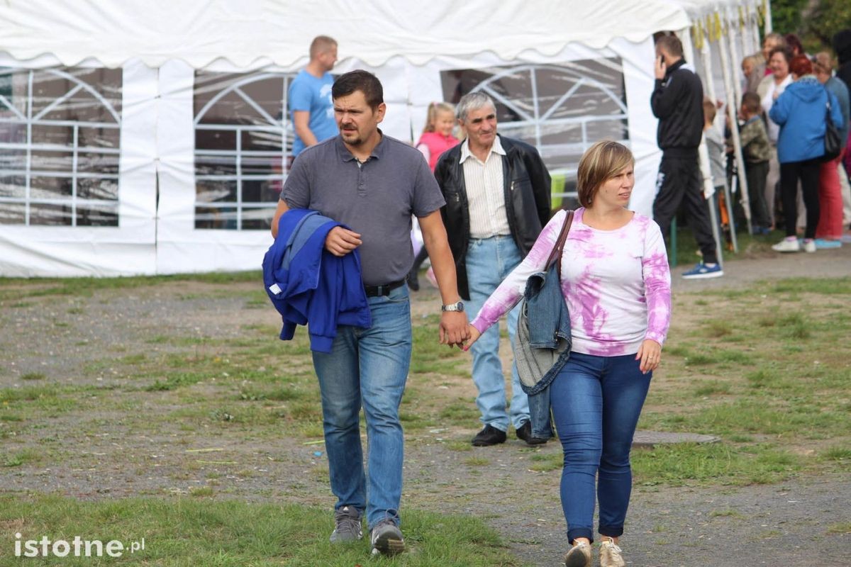 Festyn parafialny na placu ks. Popiełuszki