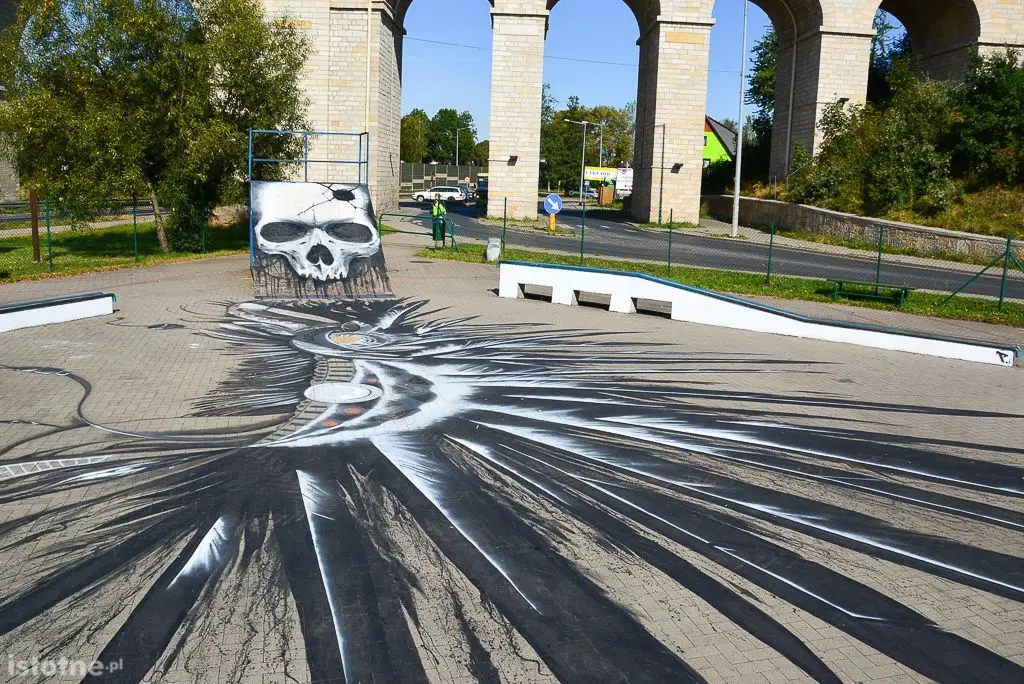 Bolesławiecki skatepark przeszedł ogromną metamorfozę!