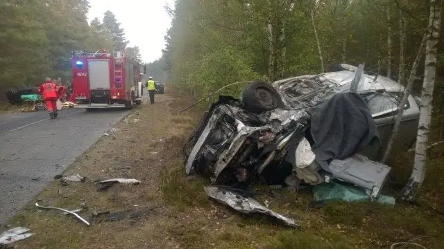 Kobieta zginęła w wypadku na drodze do Świętoszowa