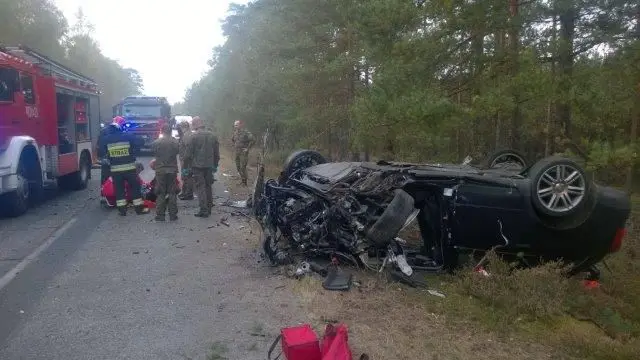 Kobieta zginęła w wypadku na drodze do Świętoszowa