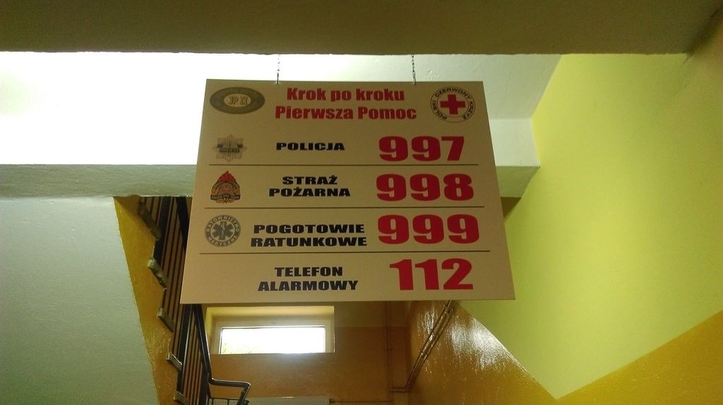 Kurs pierwszej pomocy na schodach w Zespole Szkół w Osiecznicy