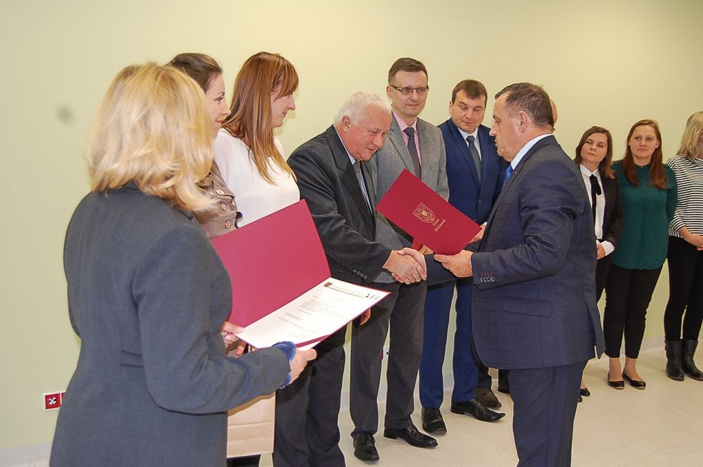 Powiat: 11 nowych nauczycieli mianowanych