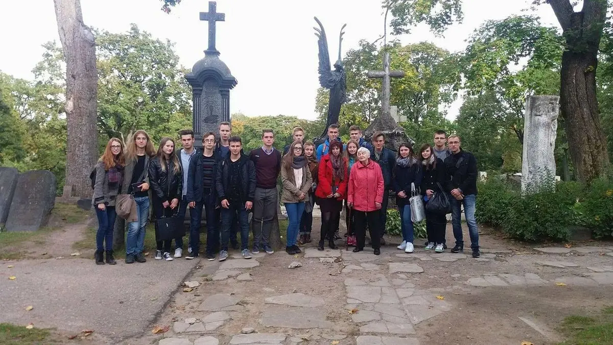 Spotkanie na Rossie z przedstawicielami Komitetu Opieki nad Starą Rossą.