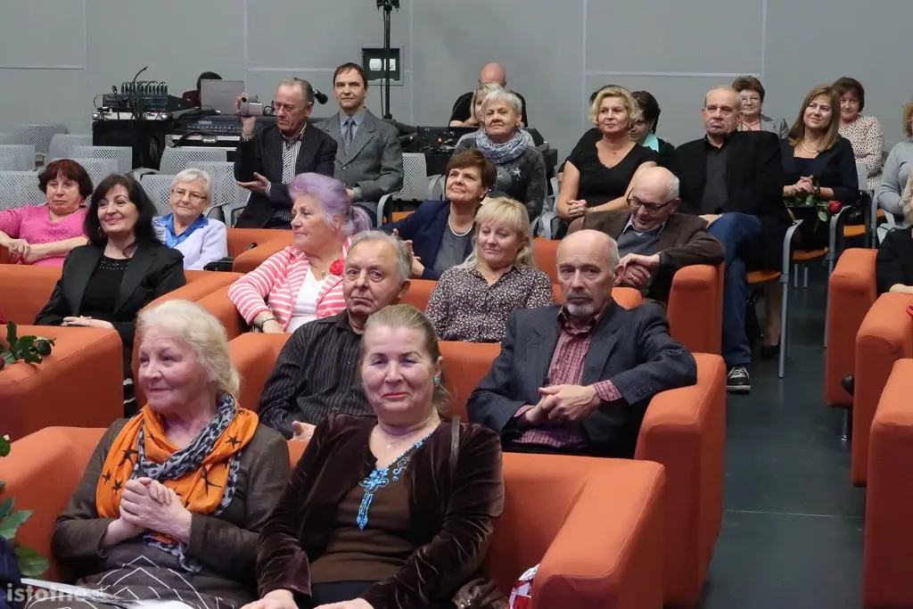 Uroczystość wręczenia medalu Gloria Artis Krystynie Gay-Kutschenreiter