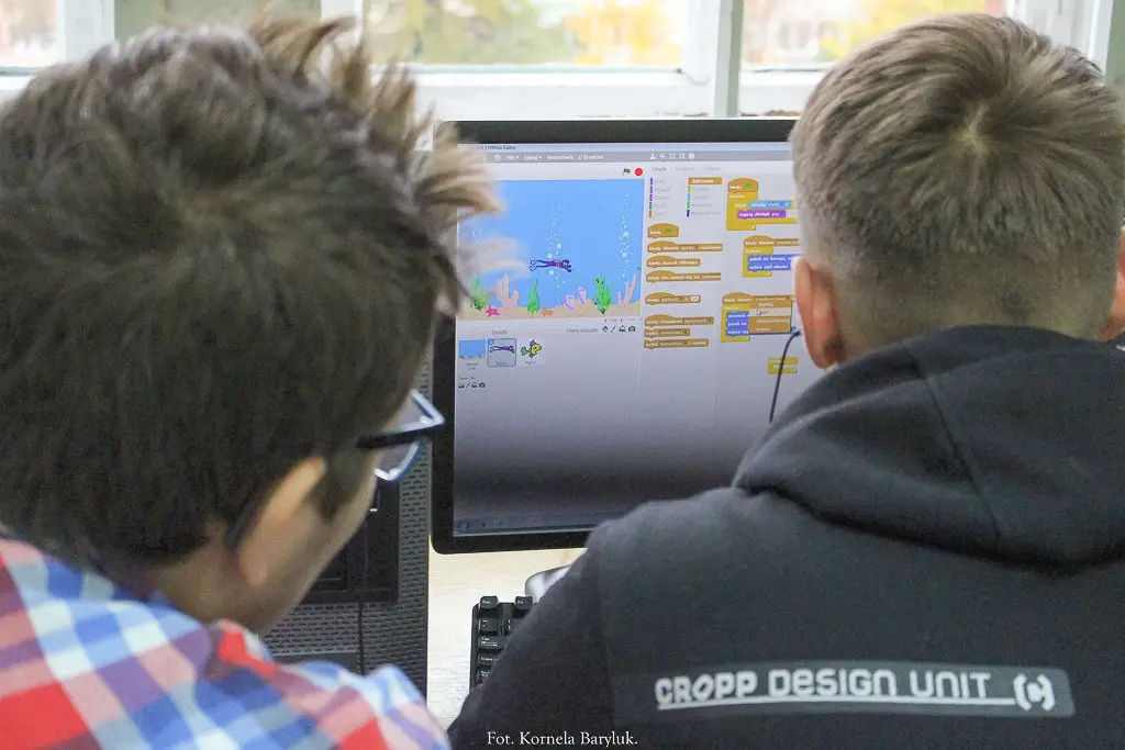Moc programowania w „Elektroniku”