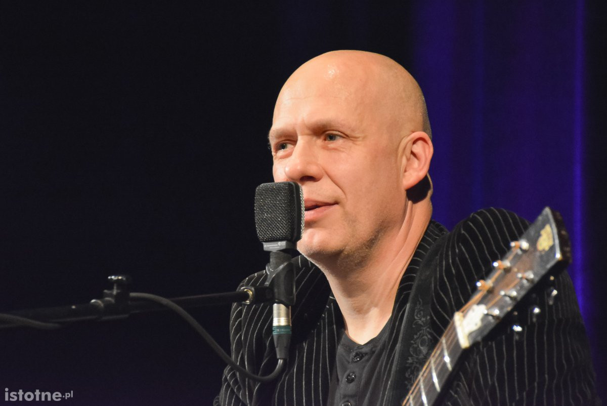 Zaduszki Bluesowe: Romek Puchowski & Keith Dunn oraz Karolina Grodzicka z zespołem zagrali w Teatrze Starym