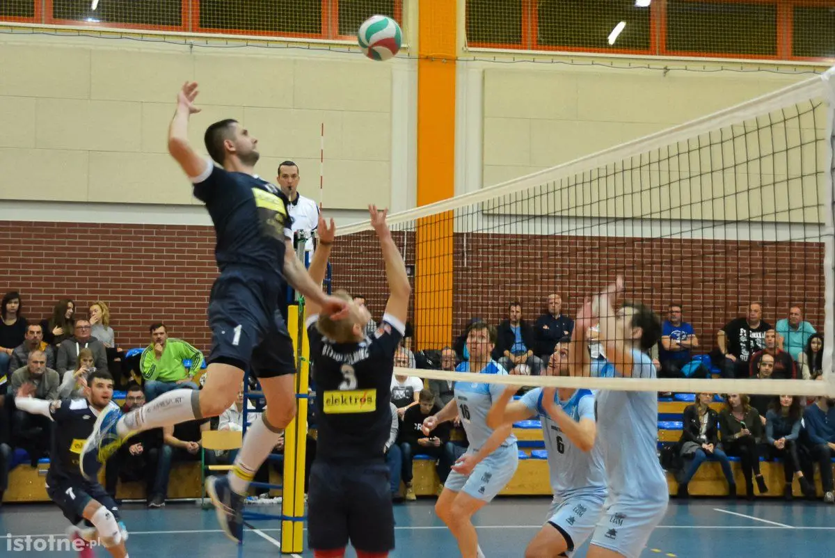 BTS Elektros Bolesławiec vs AZS UAM Poznań 3:1