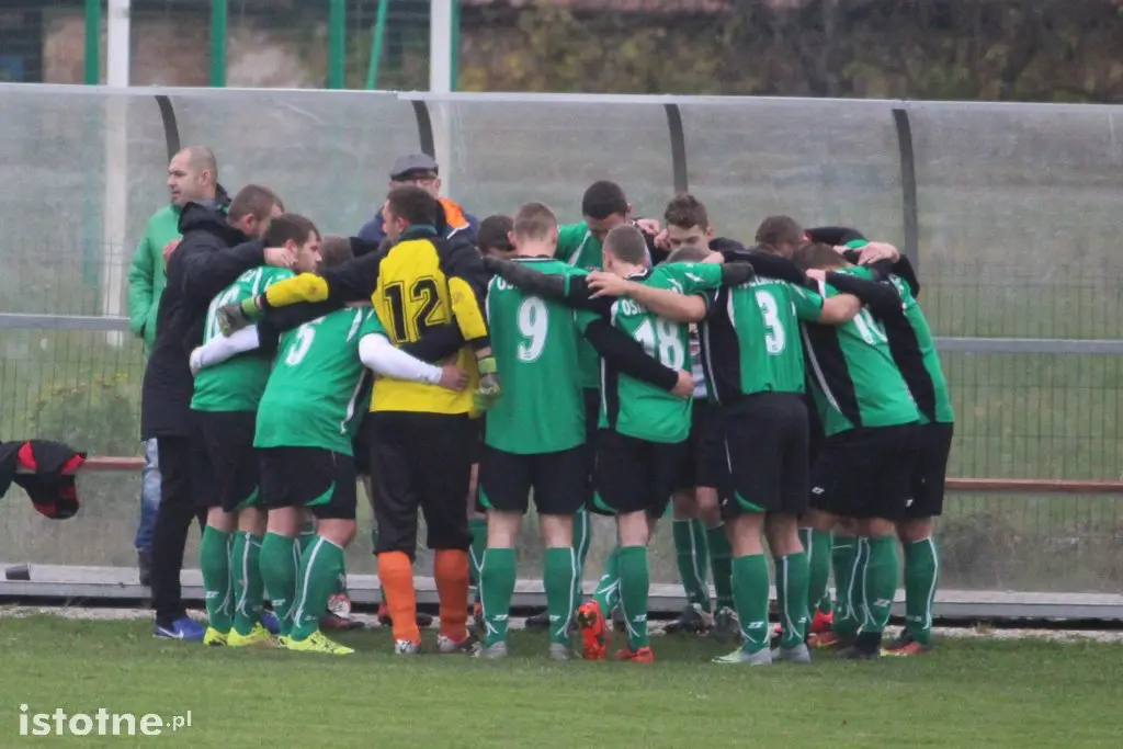 BKS - Leśnik Osiecznica 7:0