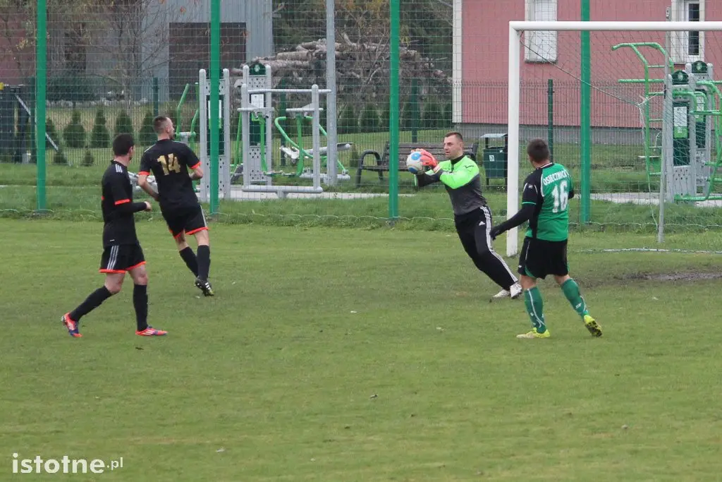BKS - Leśnik Osiecznica 7:0