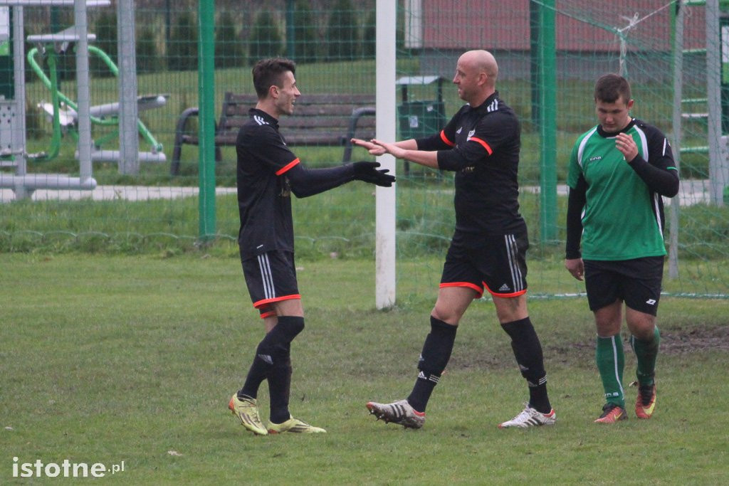 BKS - Leśnik Osiecznica 7:0