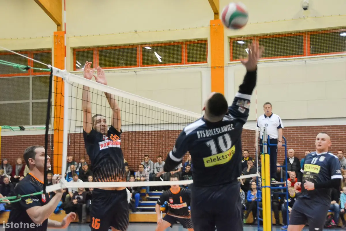 BTS Elektros Bolesławiec vs MKS Olavia Oława 0:3