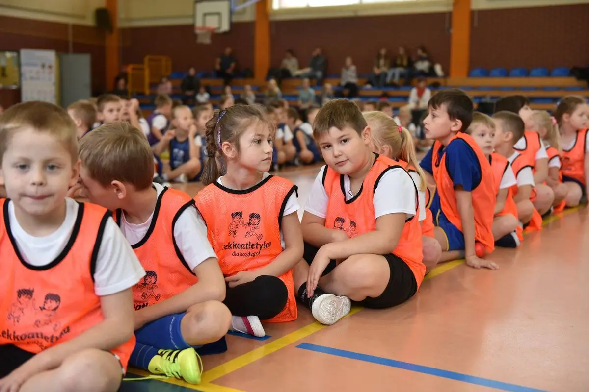 Lekkoatletyka dla Każdego: w zawodach wzięło udział około 300 uczniów podstawówek